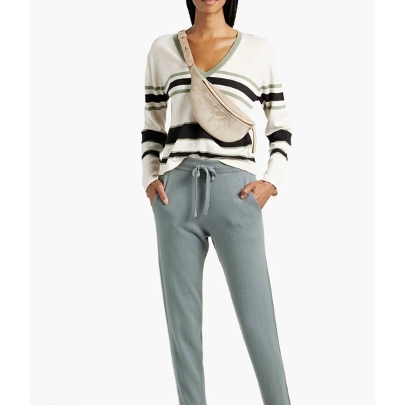 Monrow Striped Stretch Knit Sweater Size Medium - Picture 1 of 7